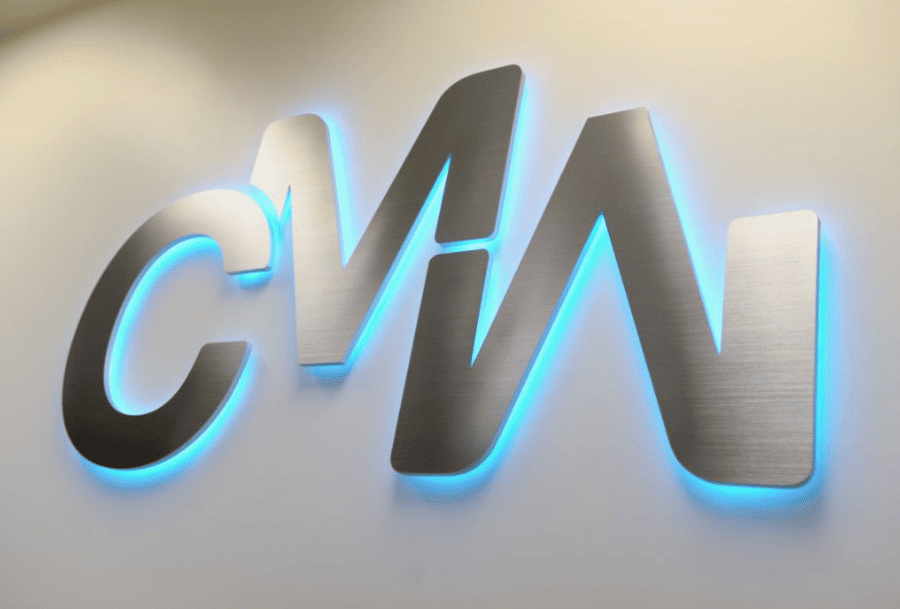 custom signage Dubai